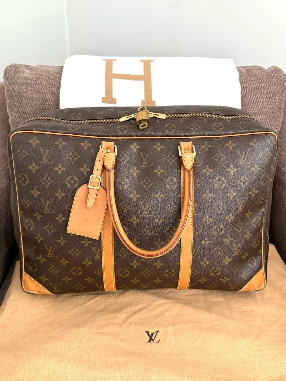 Authentic Louis Vuitton Sirius 45 travel bag brown monogram M41408 LV unisex - Picture 2 of 16